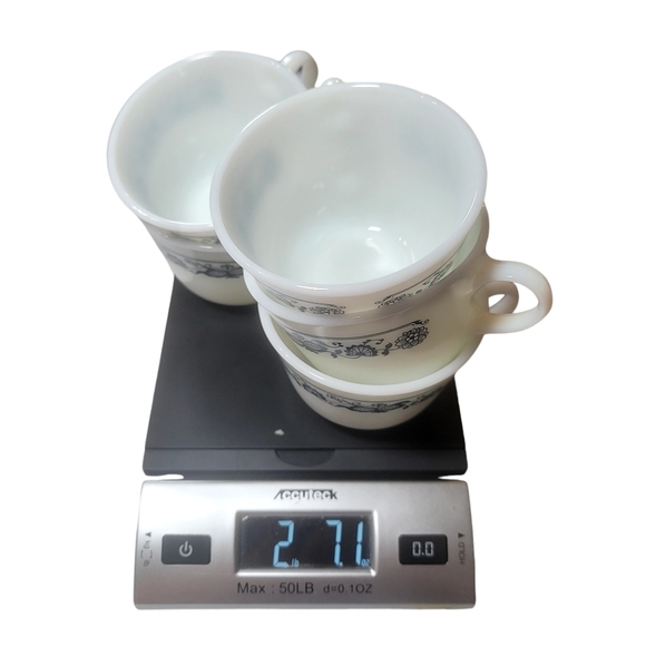 Vintage Pyrex Old Town Blue Onion set of 5 Coffee Tea Cup Mugs - Picture 9 of 10